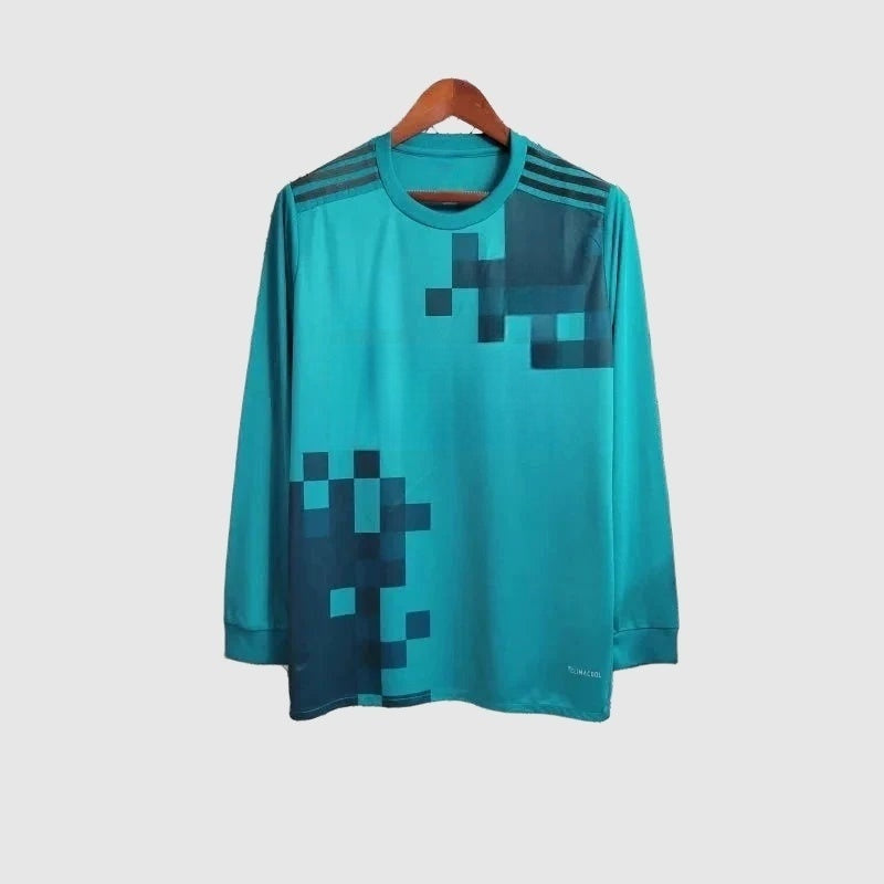 Retro 2017/18 Long Sleeve Jersey — Unbranded